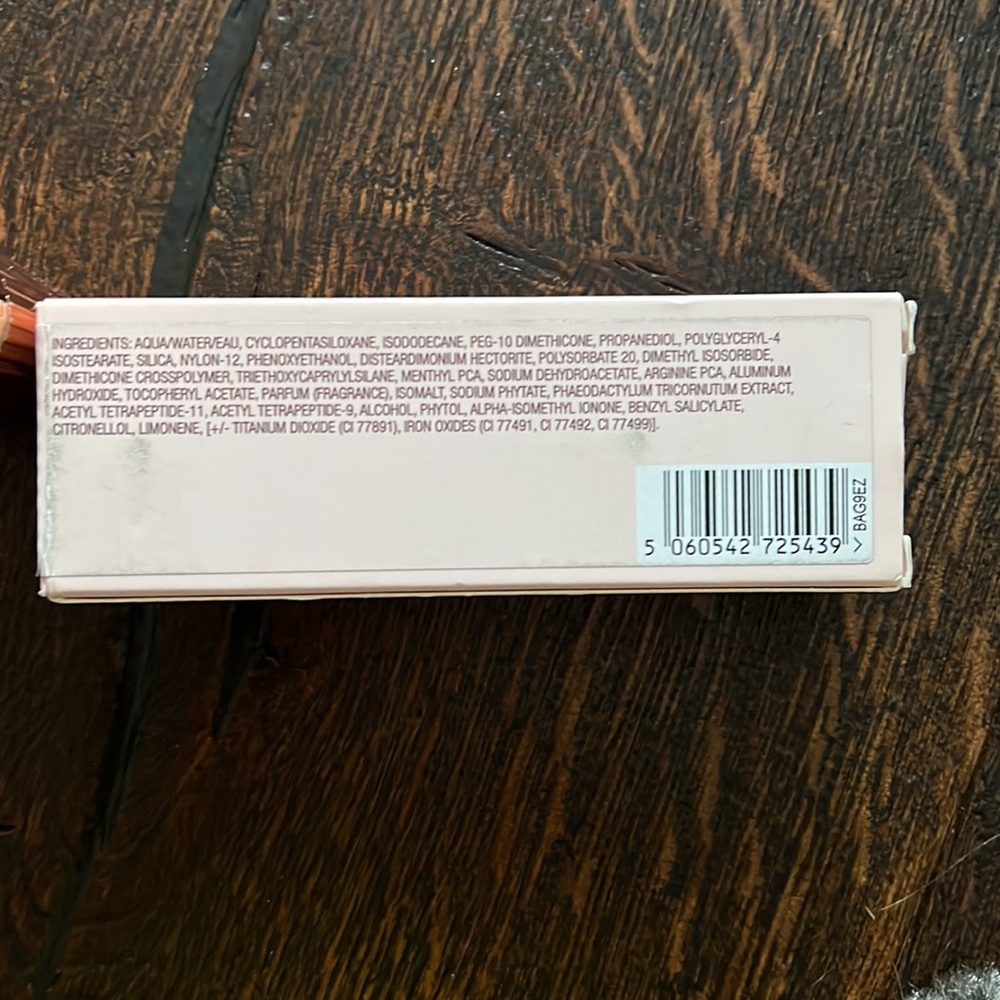 AIRBRUSH FLAWLESS FOUNDATION - 5.5 WARM - Picture 9 of 10
